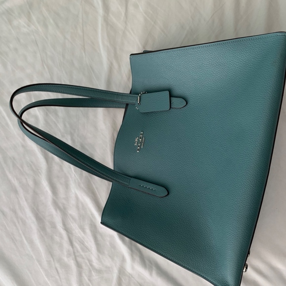 Charlie Carryall in Sage - Picture 5 of 6